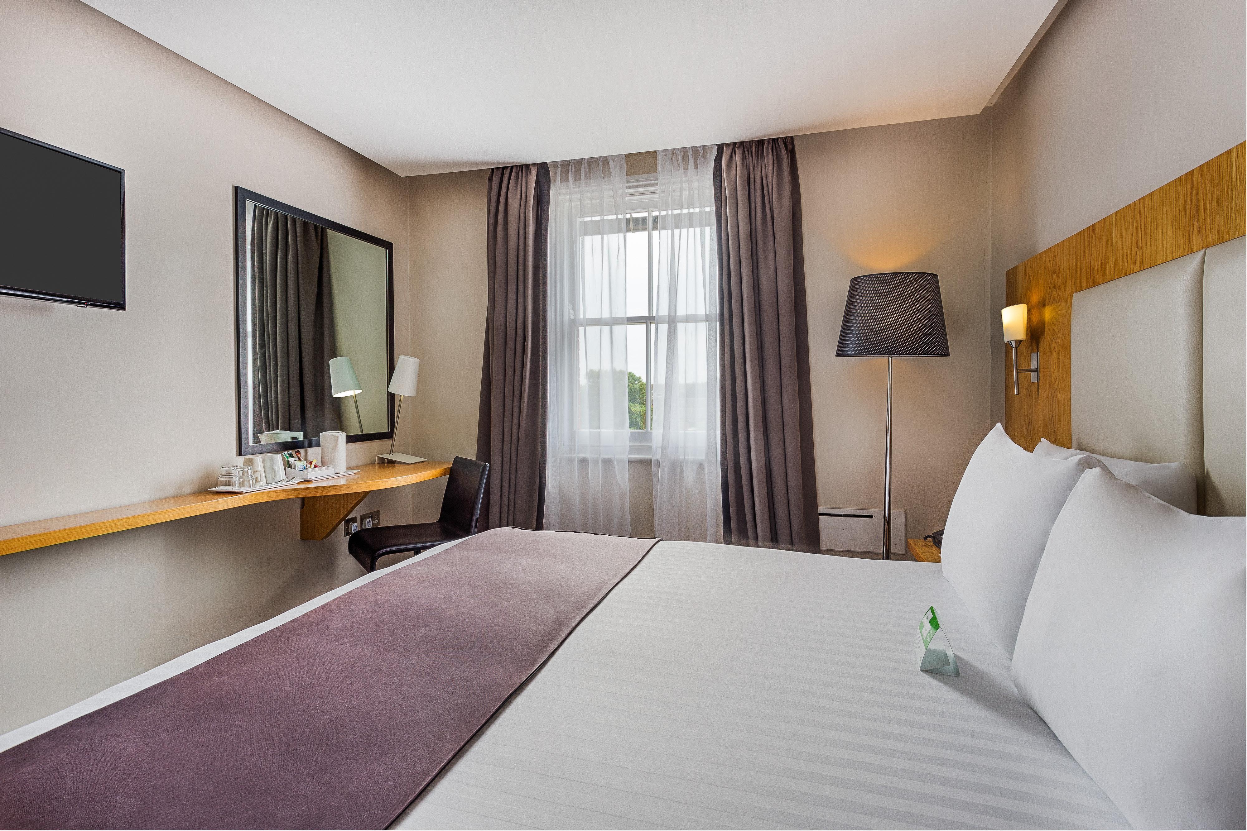 Holiday Inn Sittingbourne By Ihg Esterno foto