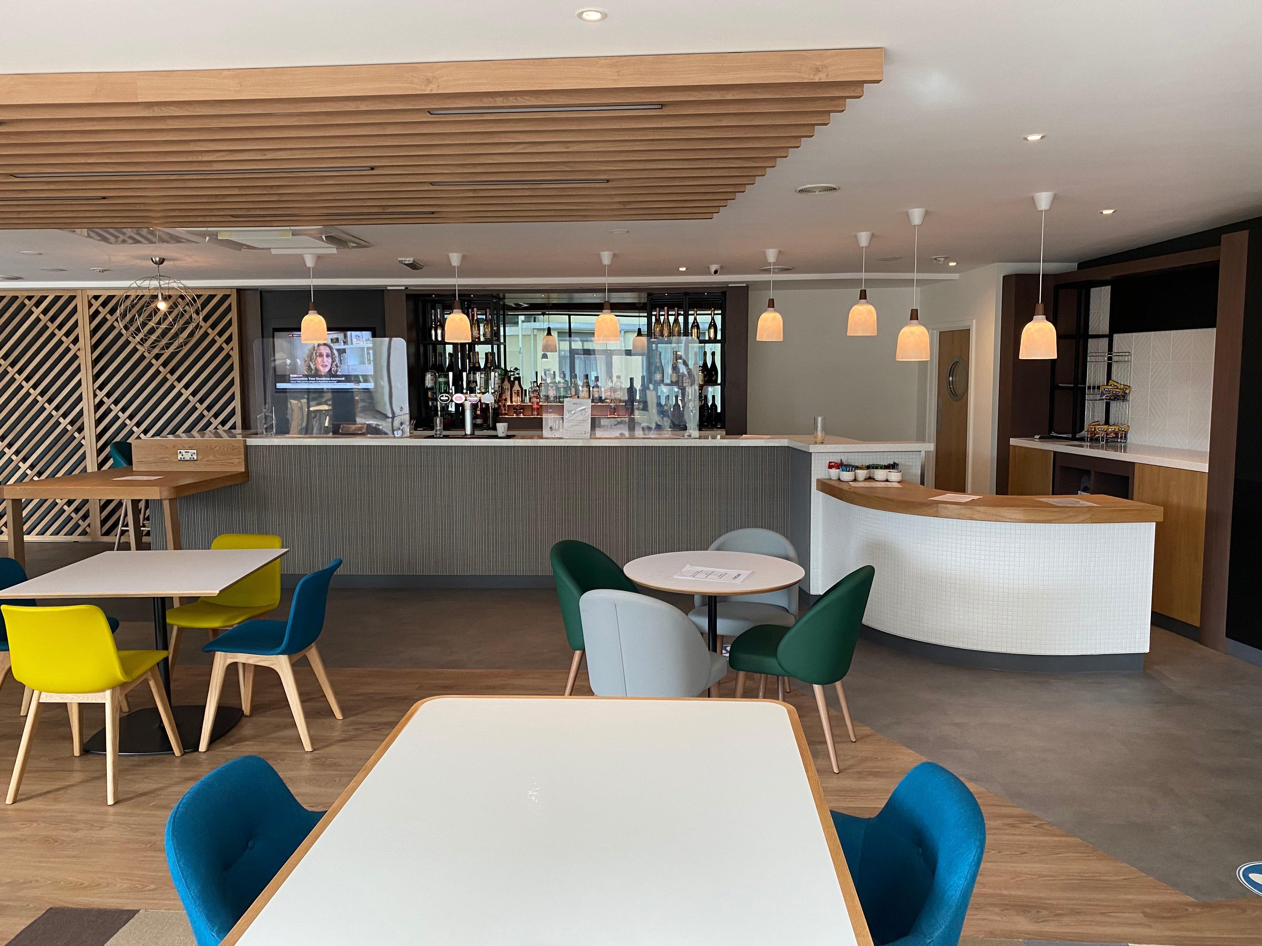 Holiday Inn Sittingbourne By Ihg Esterno foto