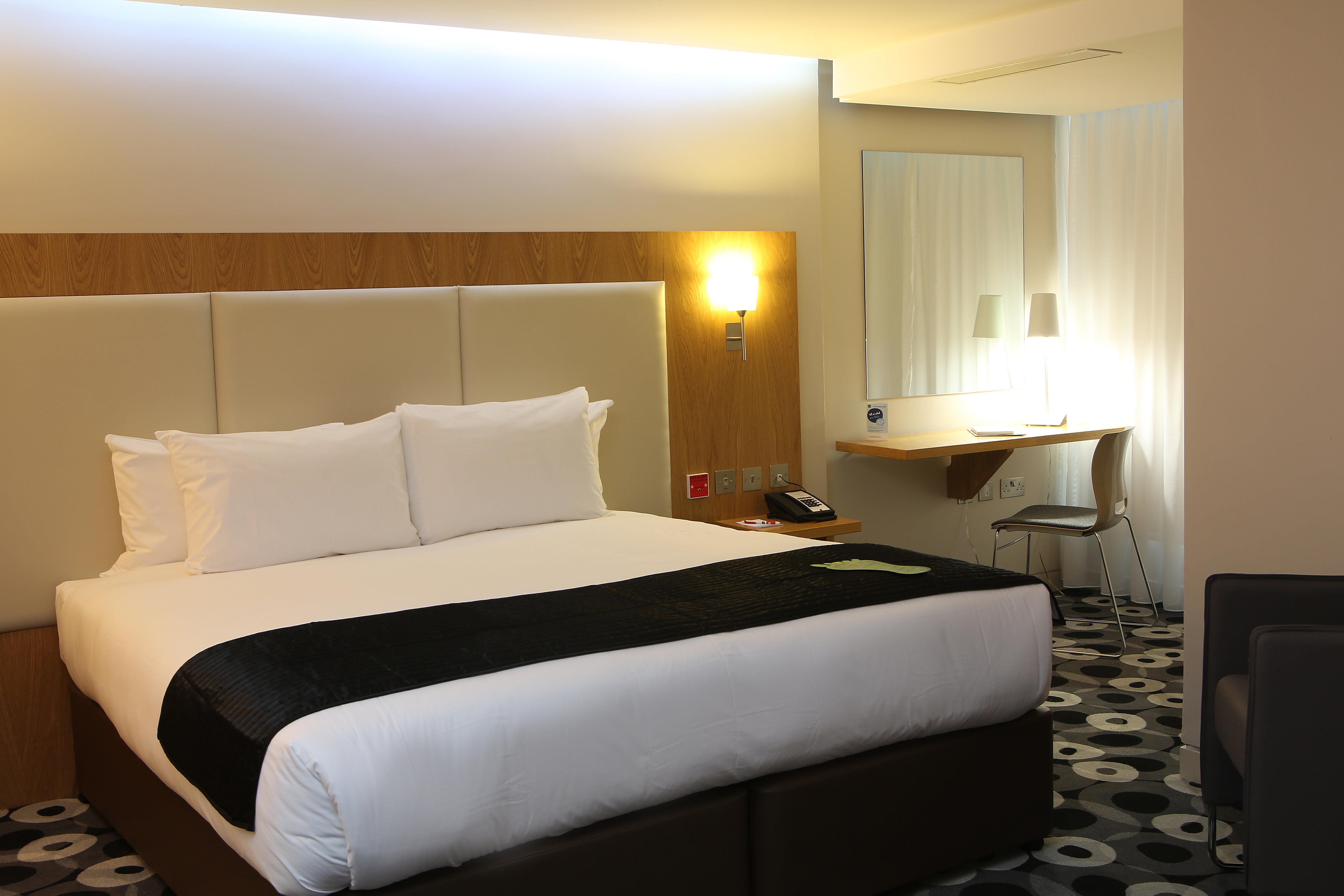 Holiday Inn Sittingbourne By Ihg Esterno foto