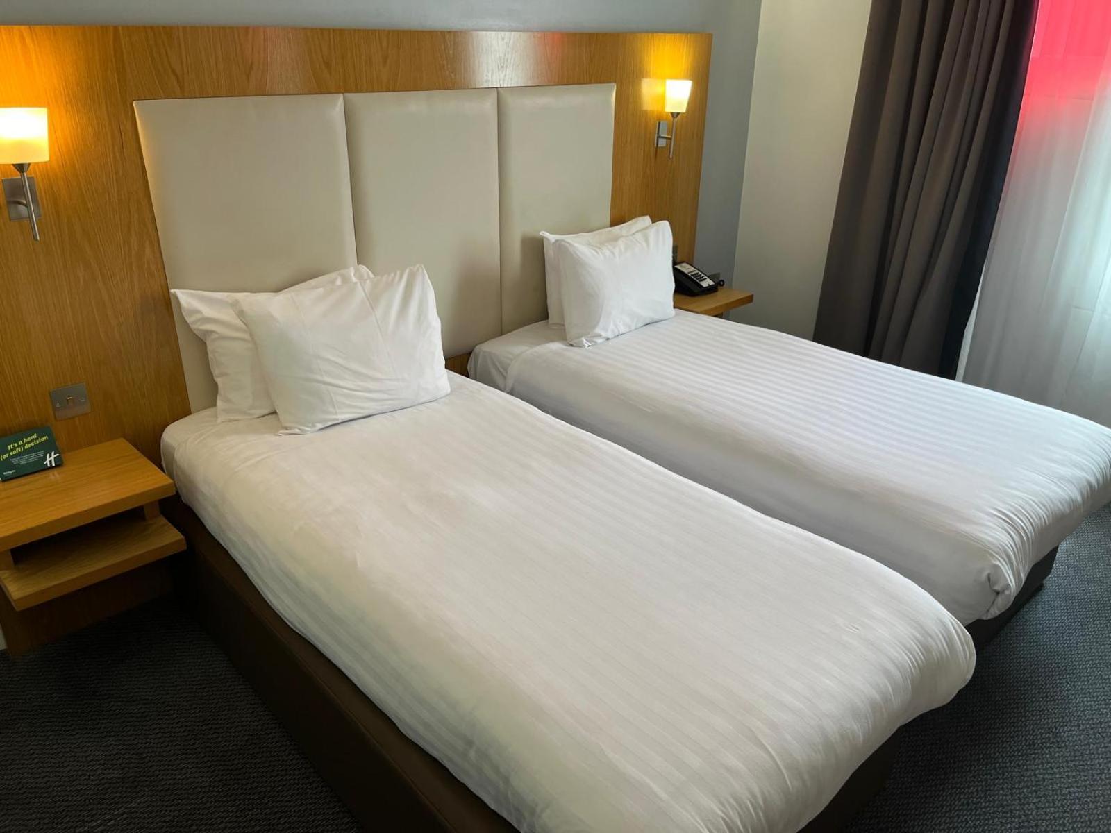 Holiday Inn Sittingbourne By Ihg Esterno foto